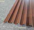 wenge_lamele_lamelki_drewnopodobne_elewacyjne_scienne_fasadowe.jpg