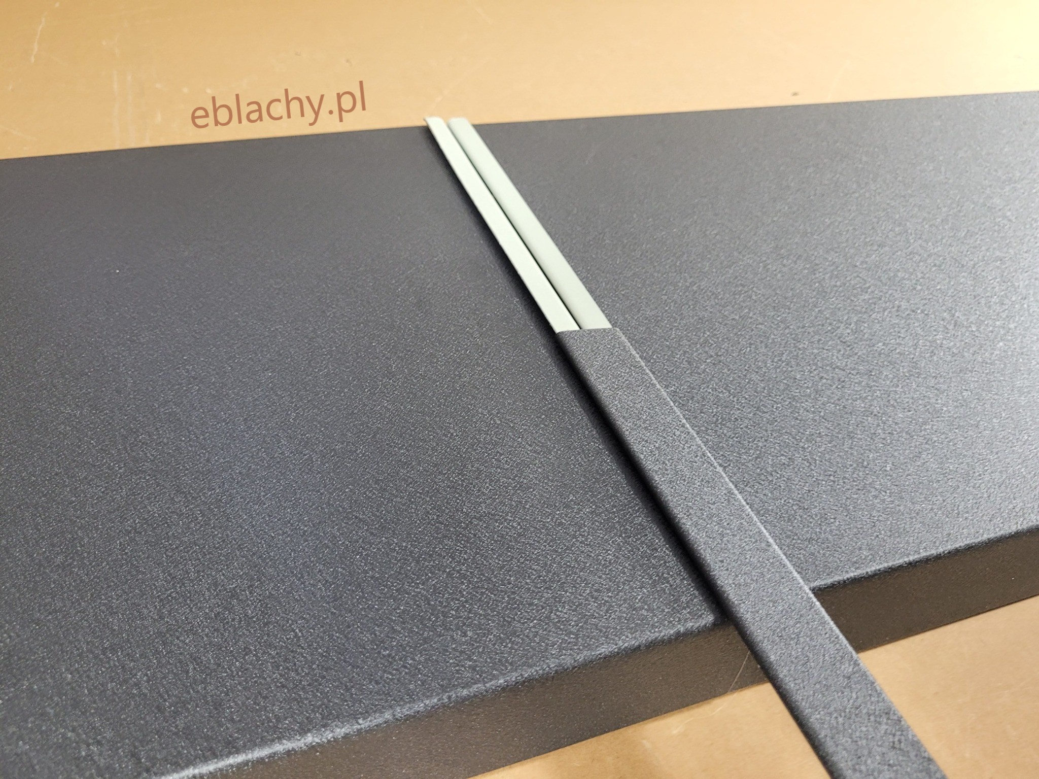 Attyka na wsuwkę zasuwkę - Gotowe do montażu blachy na wymiar