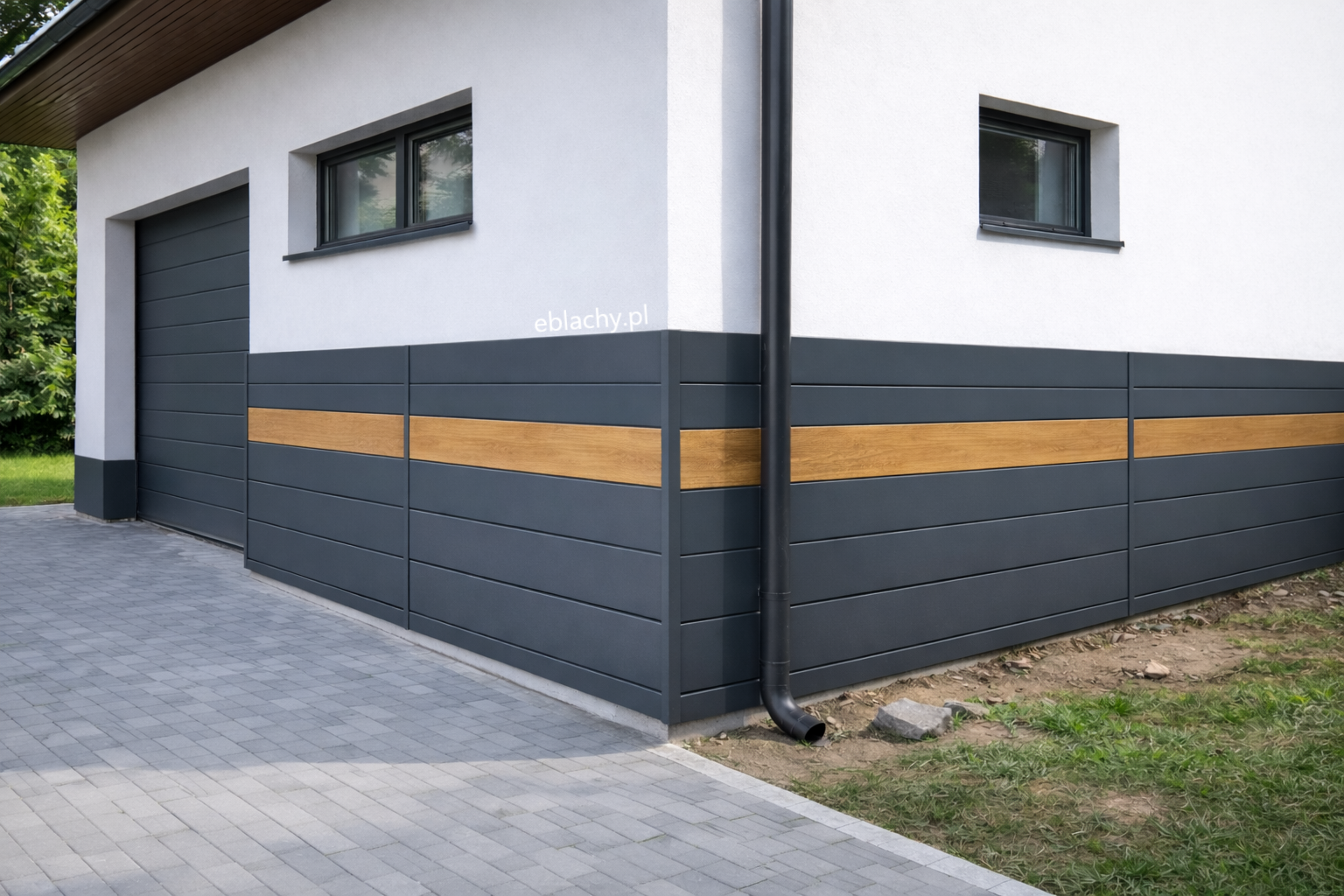 Nowoczesny garaż z elewacją z blachy - Producent zamów