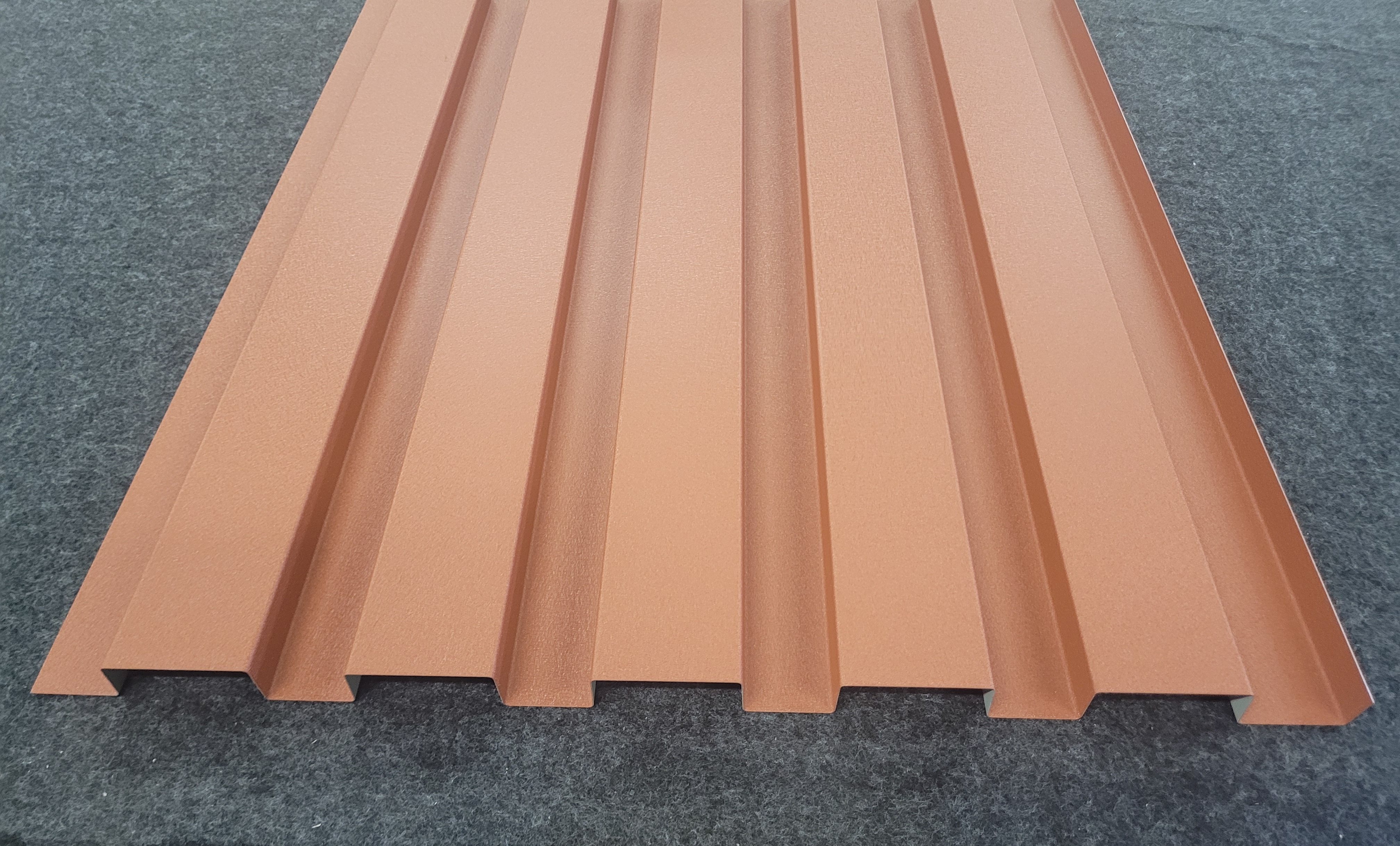 Nowoczesne lamele elewacyjne w kolorze na wymiar