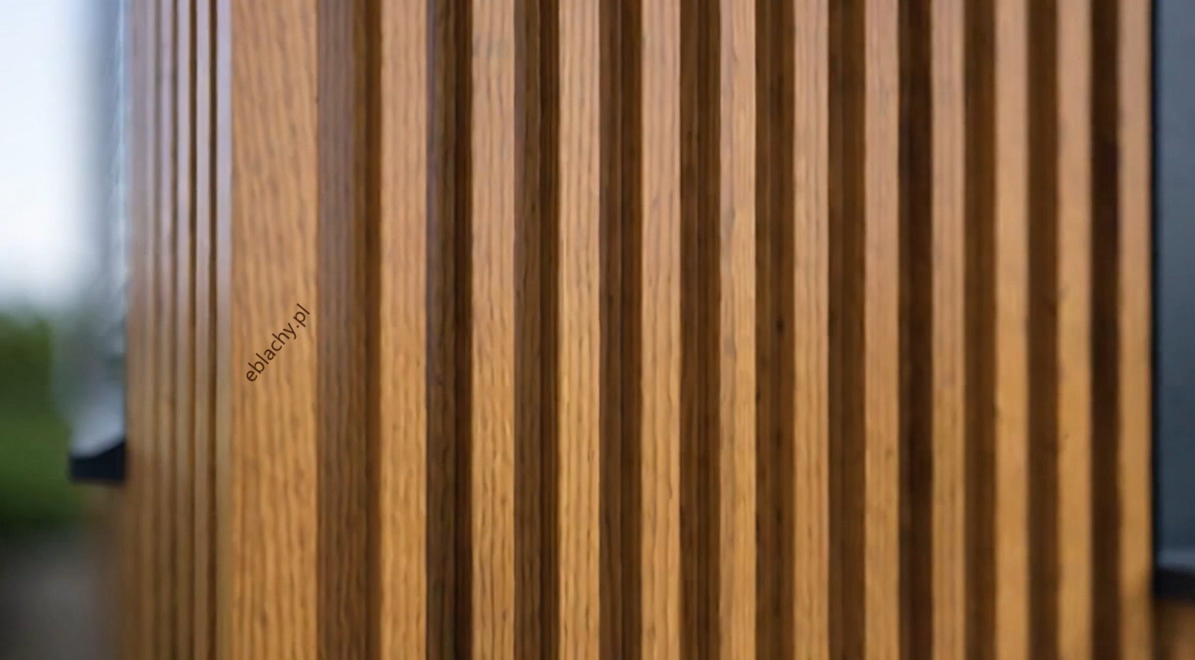 Panele pionowe drewnopodobne deseczki - Producent